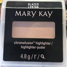 Laden Sie das Bild in den Galerie-Viewer, Mary Kay Chromafusion® Highlight Powder